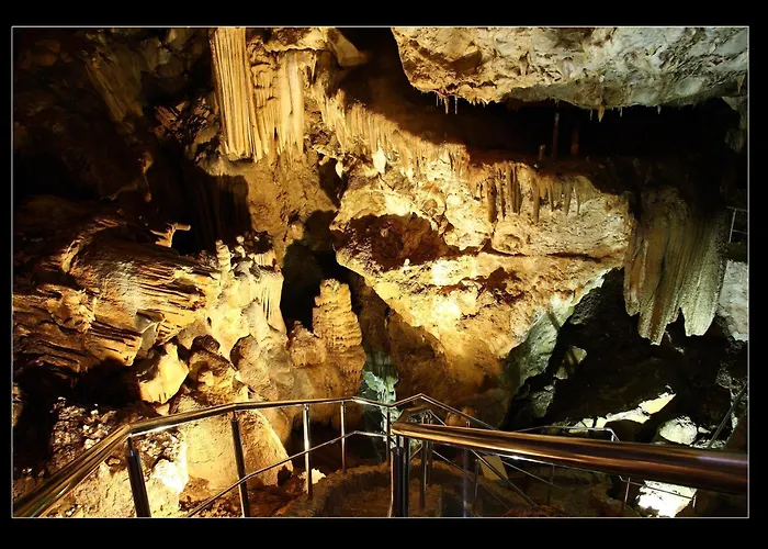 Konukevi Pansion Lovac