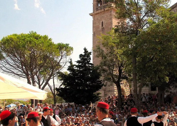 Pansion Lovac Konukevi 3*