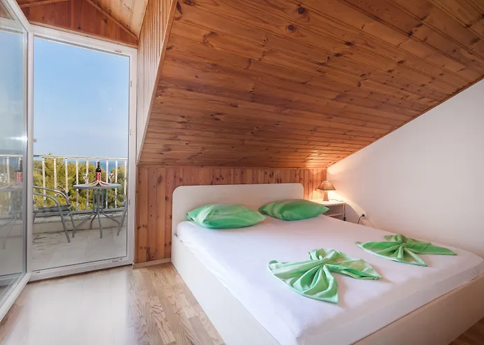 Pansion Lovac Konukevi