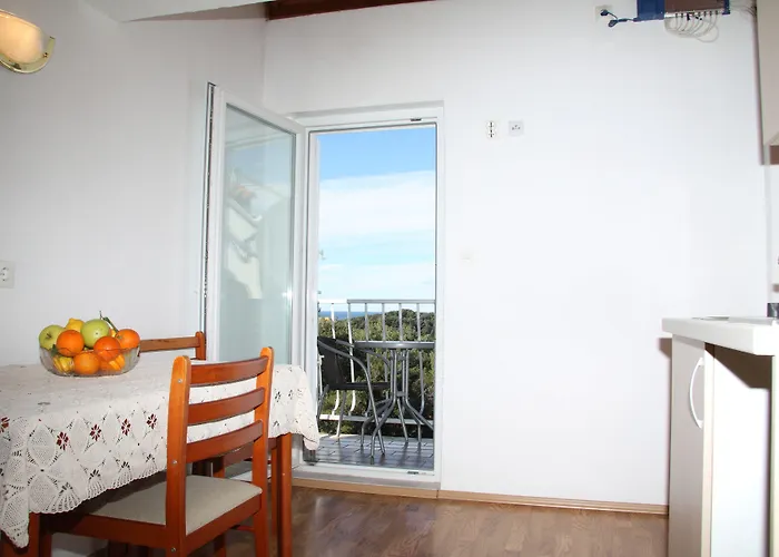 Konukevi Pansion Lovac