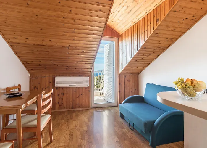 Pansion Lovac Konukevi Cavtat