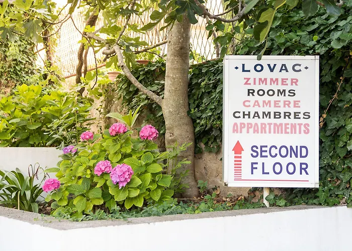 Pansion Lovac Konukevi