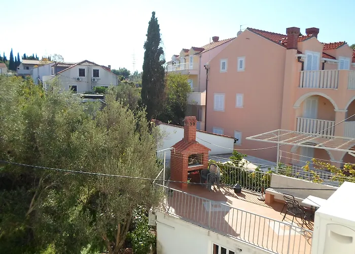 Pansion Lovac 3* Cavtat