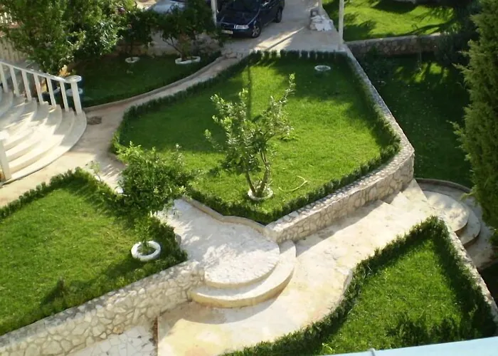 Konukevi Pansion Lovac 3*