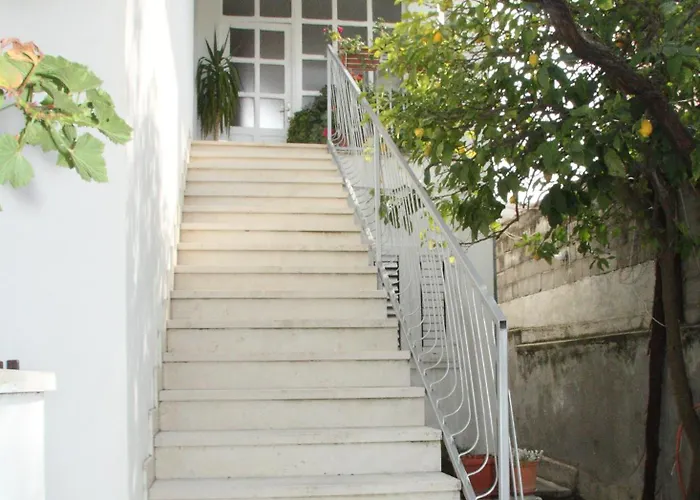 Pansion Lovac Konukevi Cavtat