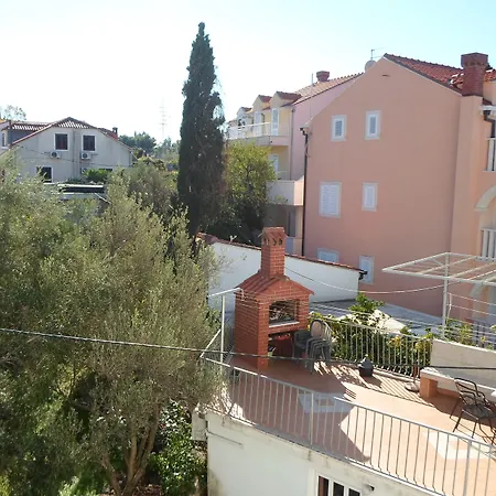 Pansion Lovac 3* Cavtat