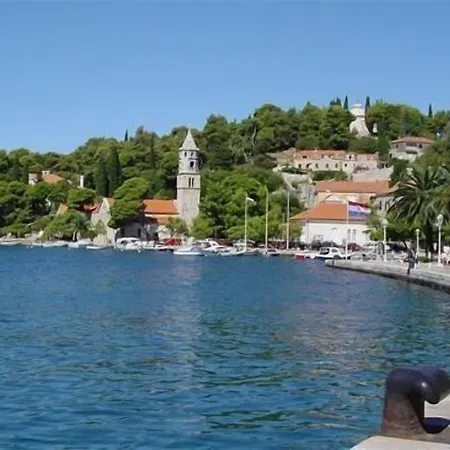 Pansion Lovac 3* Cavtat