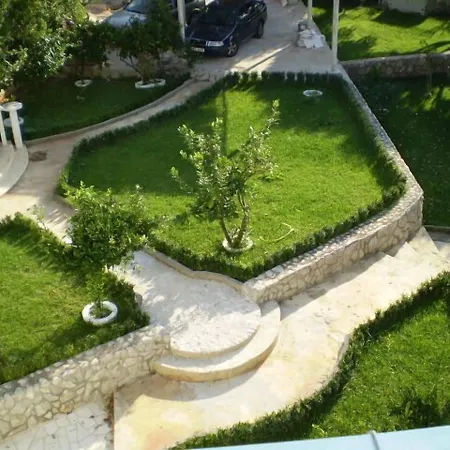 Casa de hóspedes Pansion Lovac 3*