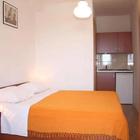 Pansion Lovac Cavtat